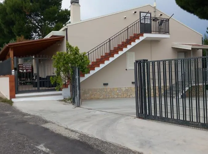 Alojamento de Acomodação e Pequeno-almoço Raggio Di Sole